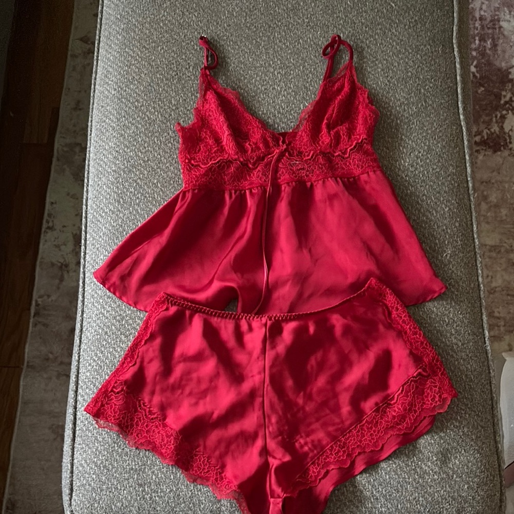 Elegant Red Lace Sleepwear Set